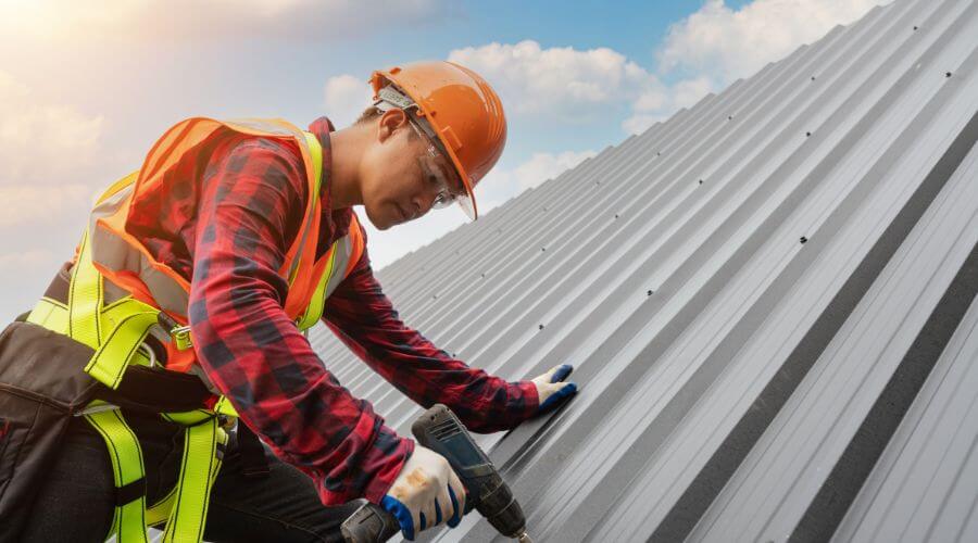 Professional gutter cleaning in McDonald, PA